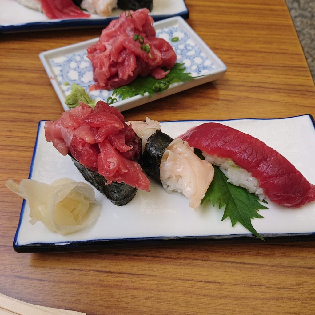 魚田酒場の握り寿司