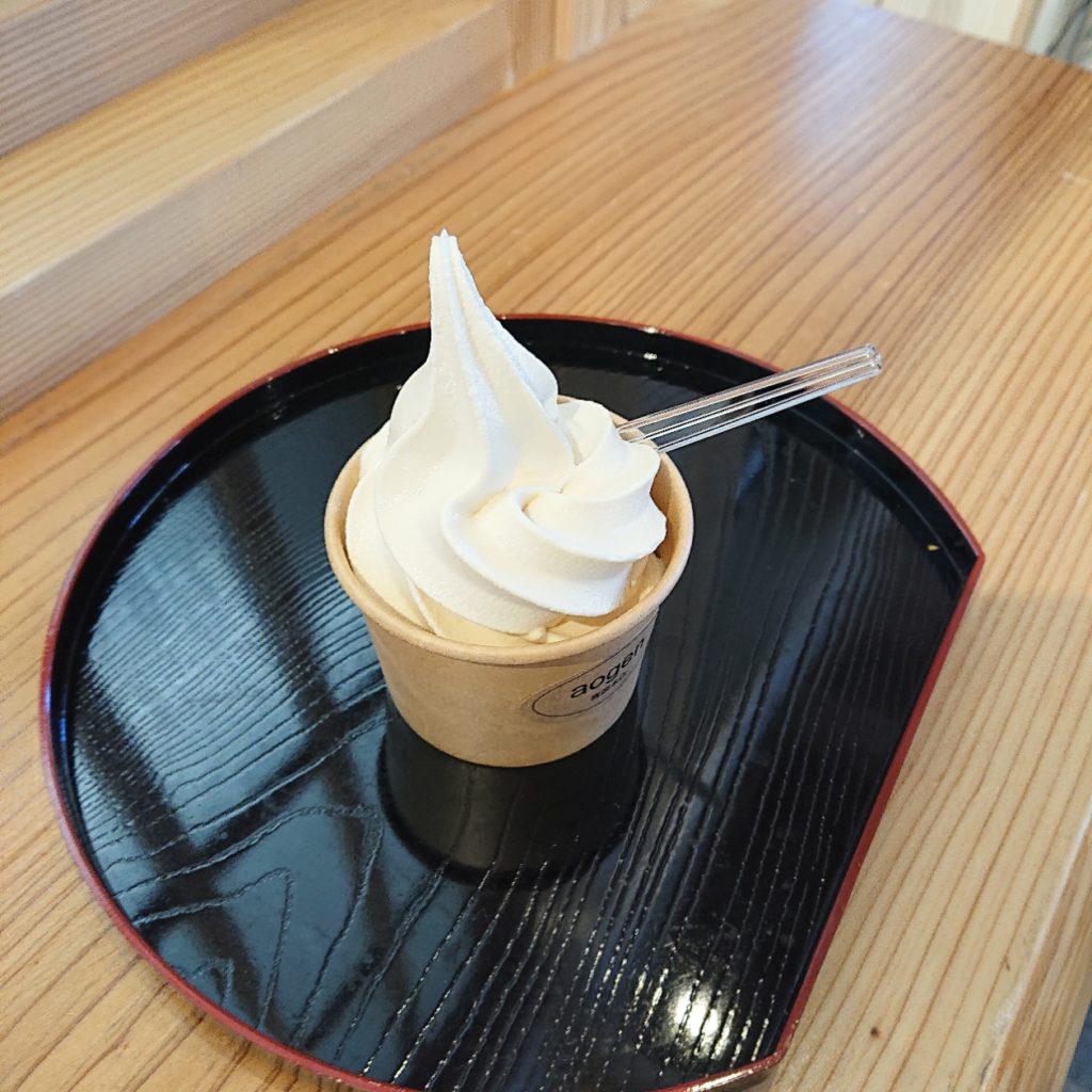 青源味噌の味噌ソフトクリーム