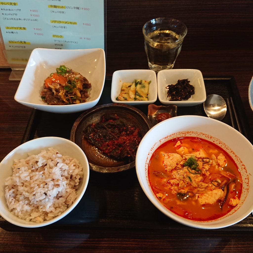 韓国料理ハノクのランチ