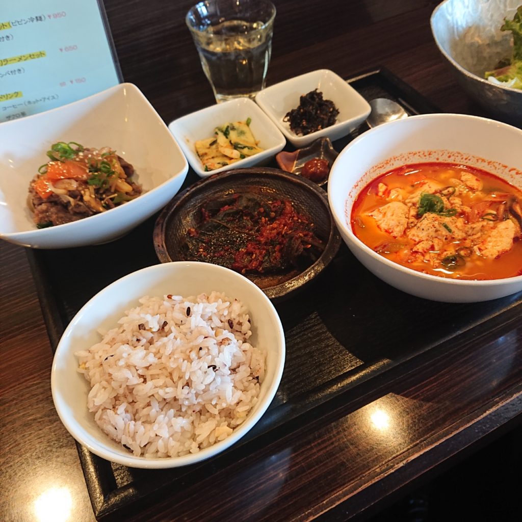 韓国料理ハノクの雑穀米